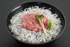 釜揚げしらす＆中落ち丼